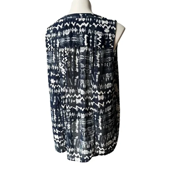 Artesia V-Neck Sleeveless Tie Front Top, Sz L - Picture 4 of 12